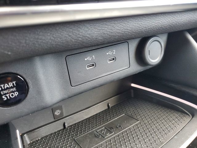 Used 2025 Nissan Rogue Platinum FWD image 27