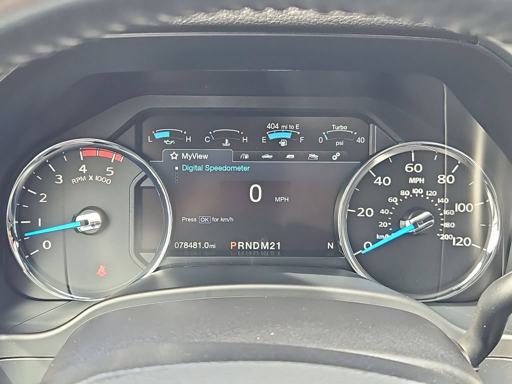 Used 2017 Ford F350 Platinum w/ Platinum Ultimate Package AWD/4WD image 16