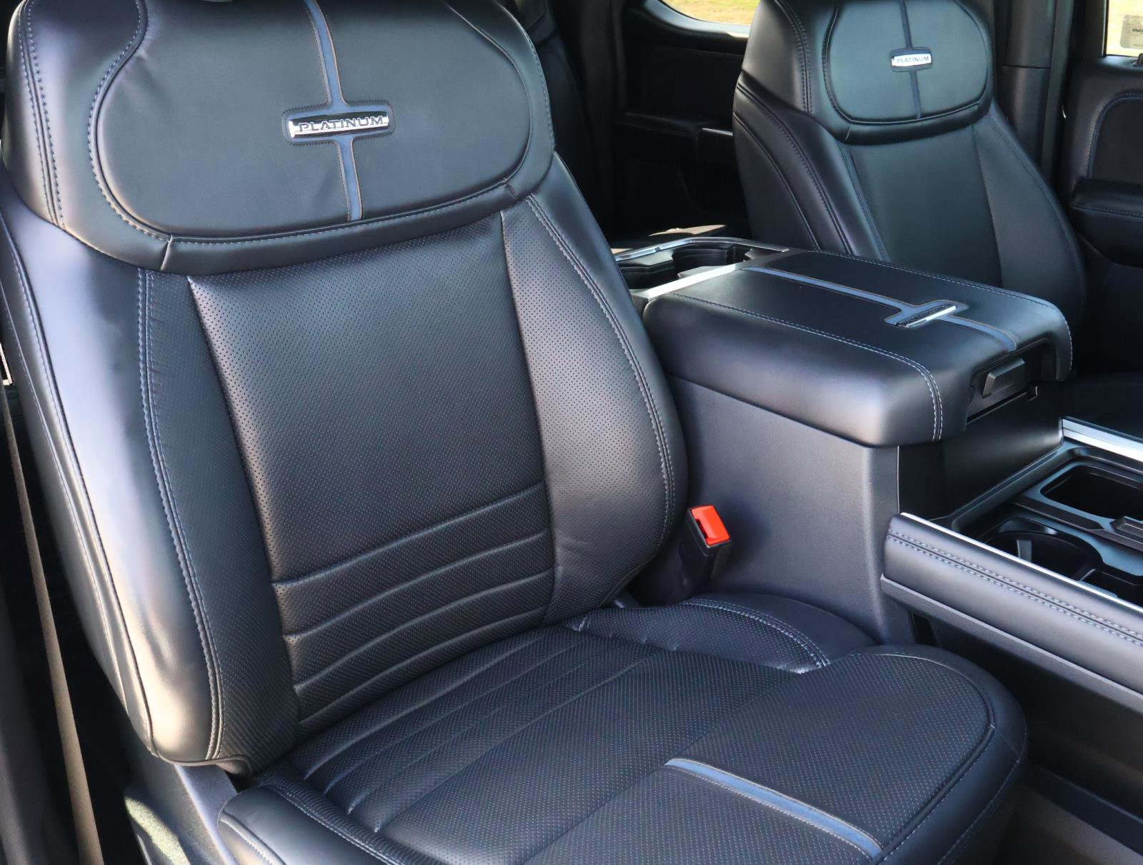 Used 2026 Ford F250 Platinum w/ Tremor Off-Road Package image 23