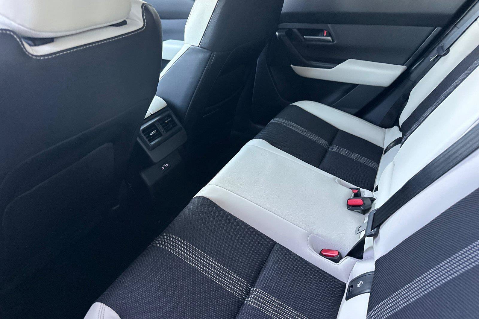 New 2026 MAZDA CX-50 AWD 2.5 S w/ Preferred Pkg image 13