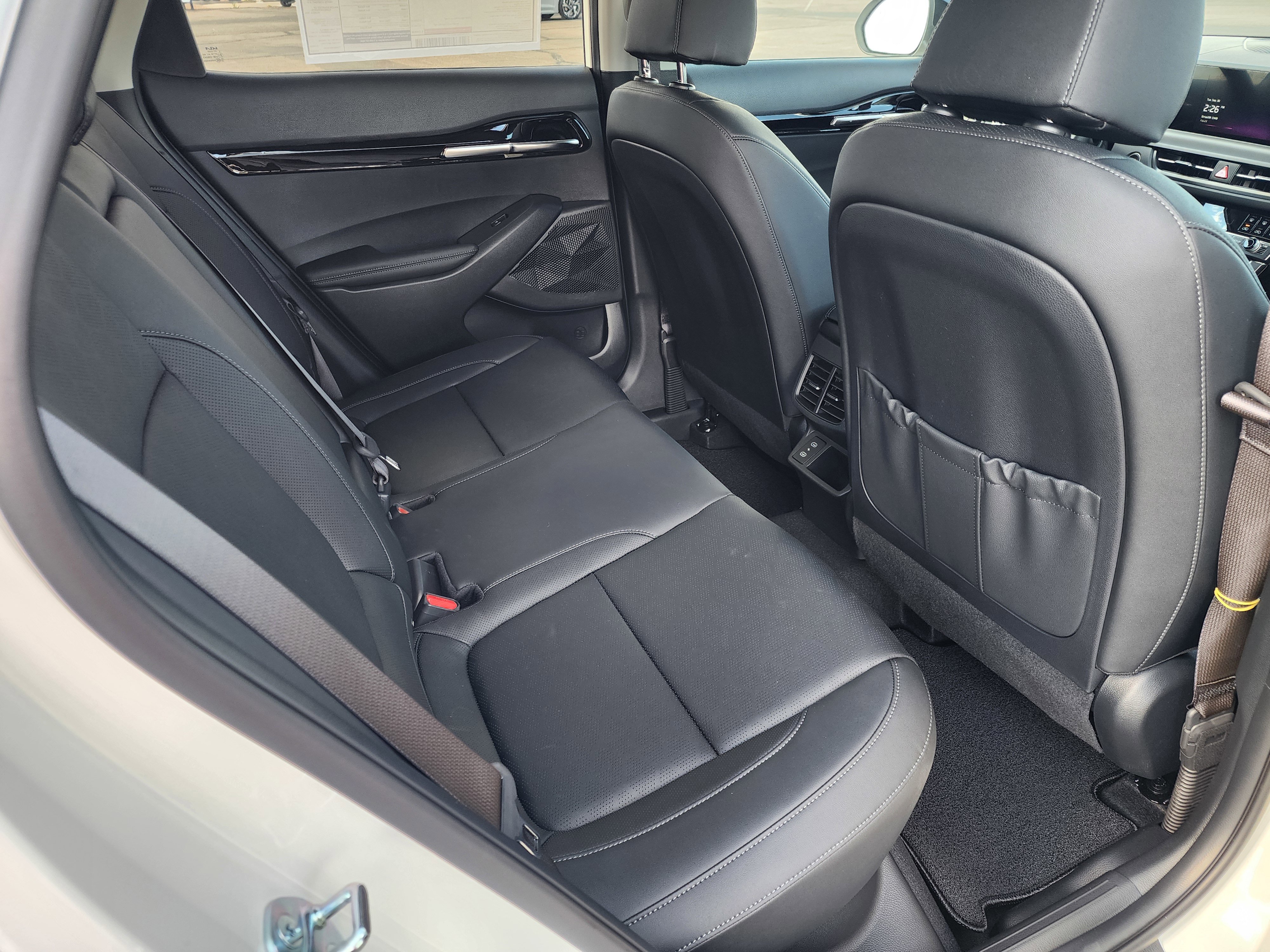 New 2026 Kia Seltos SX image 10