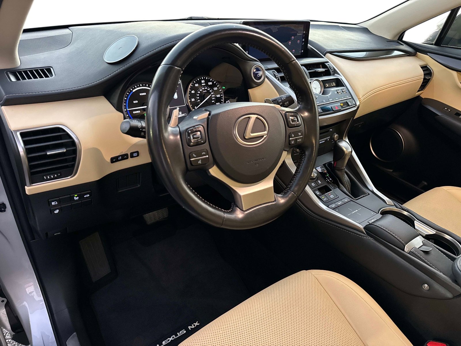 Used 2019 Lexus NX 300h image 22