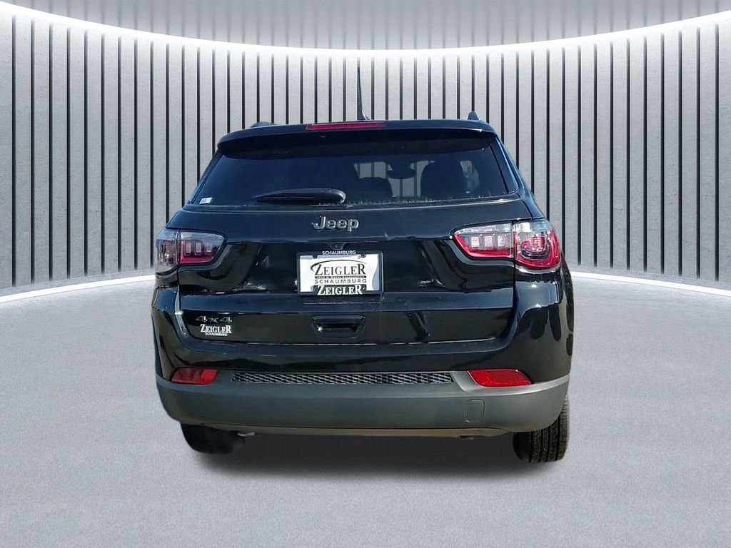 New 2026 Jeep Compass Latitude image 4