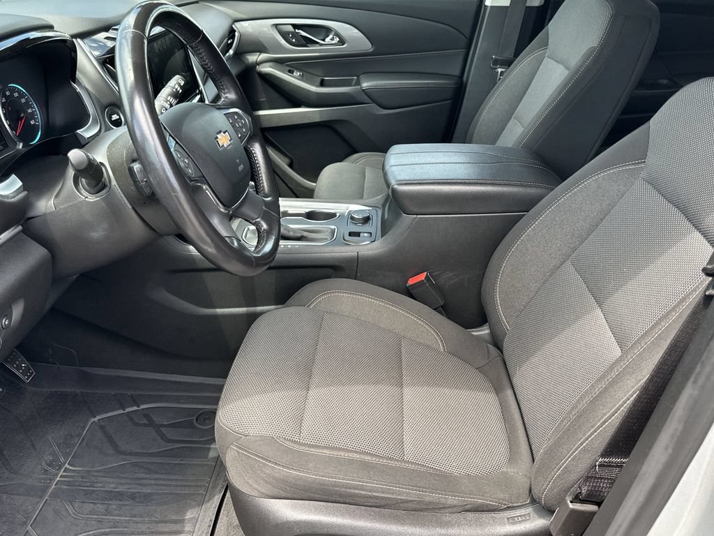 Used 2019 Chevrolet Traverse LT FWD image 14