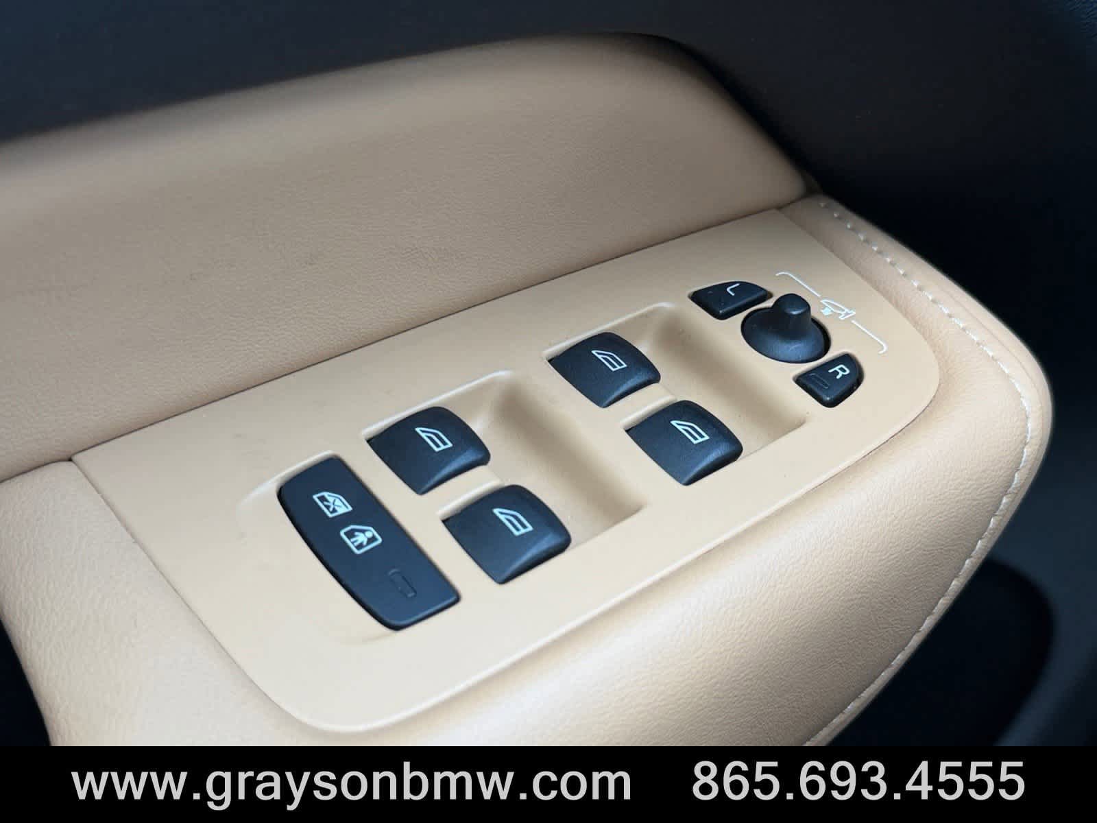 Used 2023 Volvo XC60 B5 Ultimate w/ Protection Package Premier FWD image 21