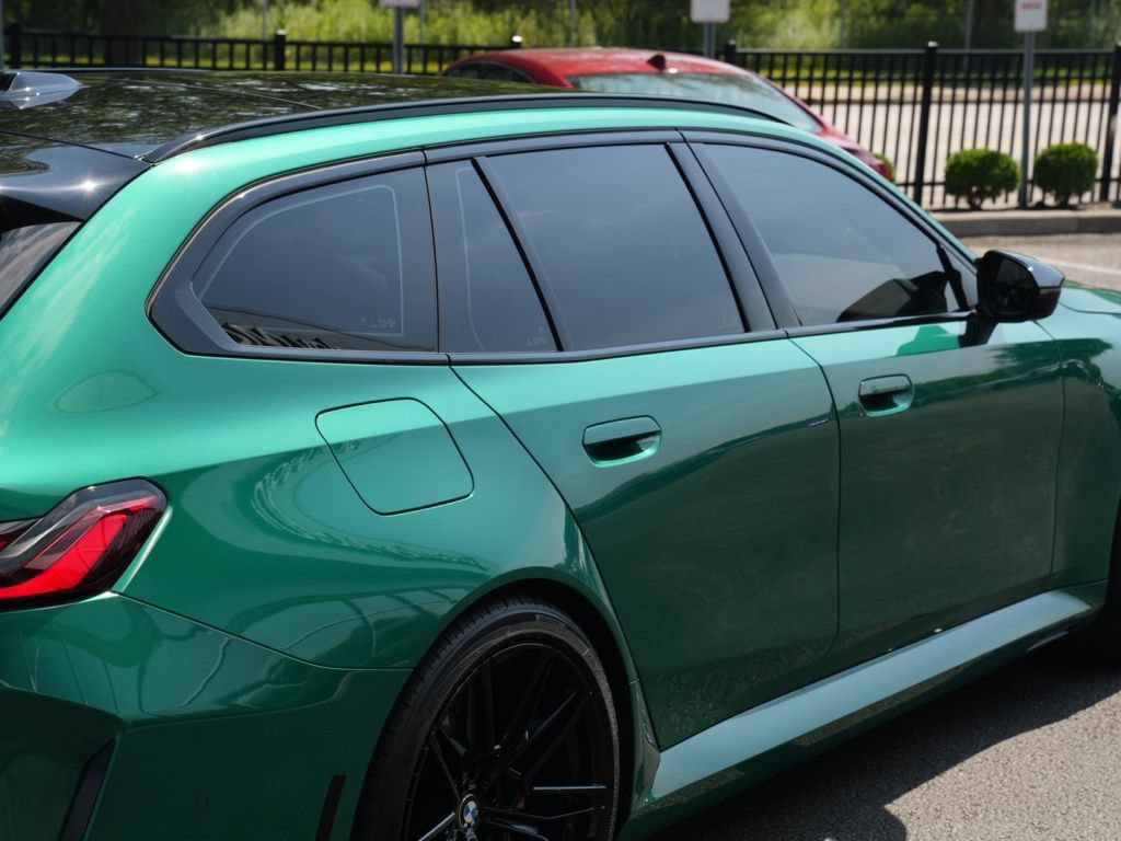 Used 2025 BMW M5 Touring AWD/4WD image 22
