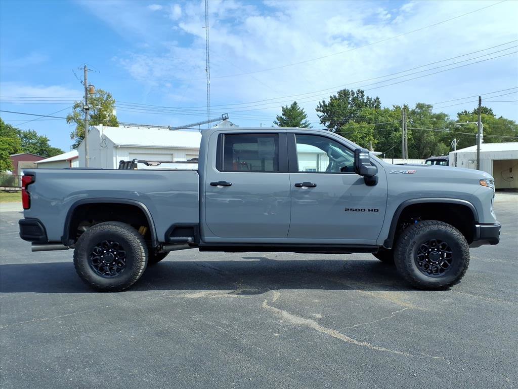 New 2025 Chevrolet Silverado 2500 ZR2 w/ ZR2 Bison Edition image 5