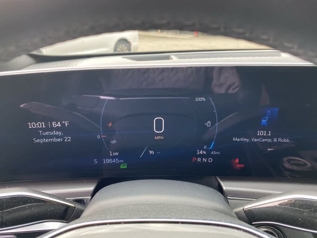 Certified 2024 Cadillac Lyriq Tech AWD/4WD image 27