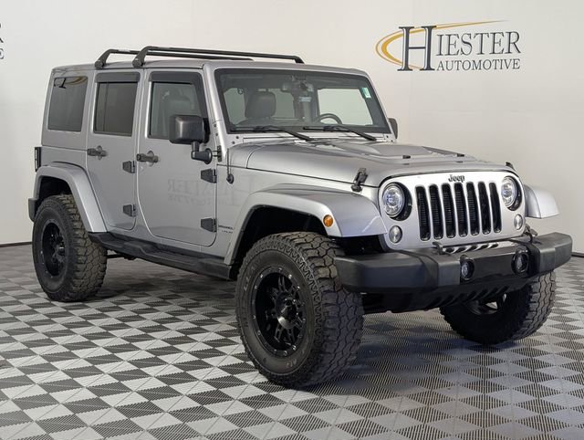 Used 2018 Jeep Wrangler Unlimited Sahara image 2