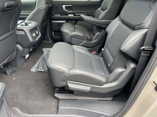 New 2027 Ford Expedition Max Platinum w/ Stealth Performance Package AWD/4WD image 4