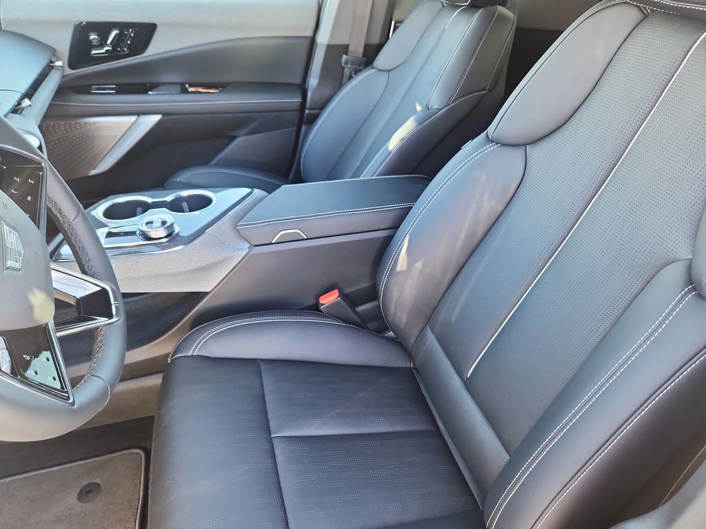 New 2026 Cadillac Optiq Luxury 2 AWD/4WD image 8