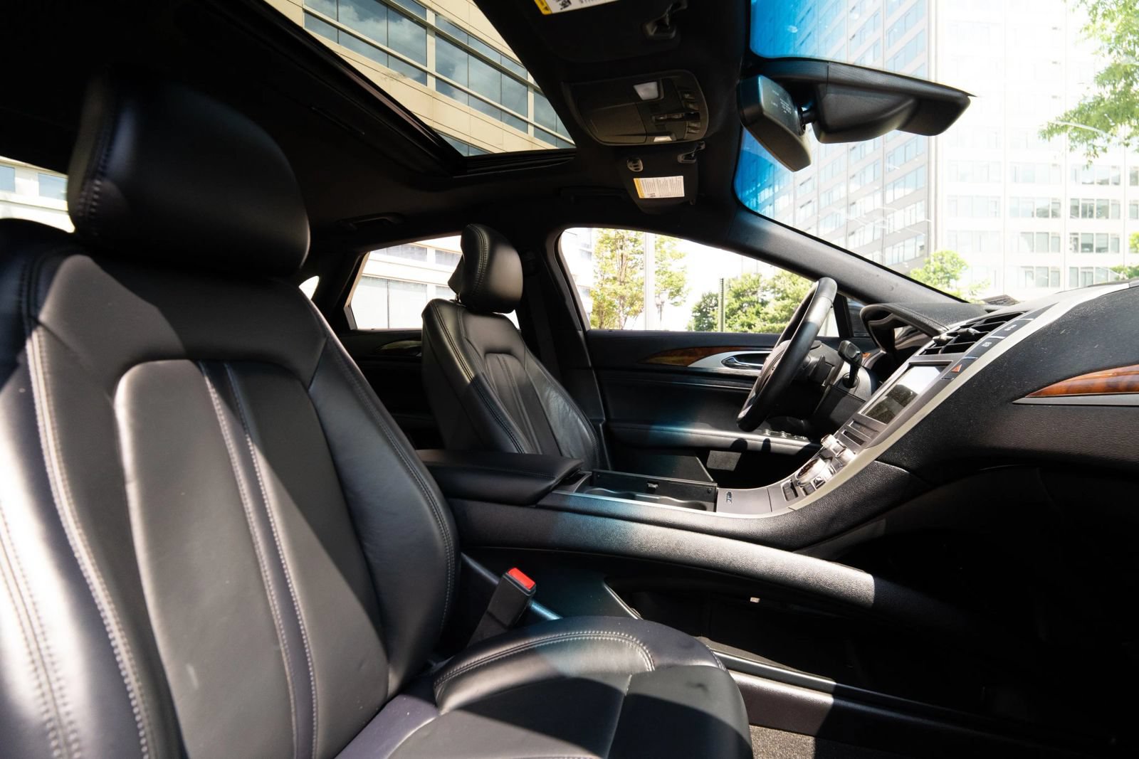 Used 2019 Lincoln MKZ Reserve w/ Reserve Plus Package AWD/4WD image 11