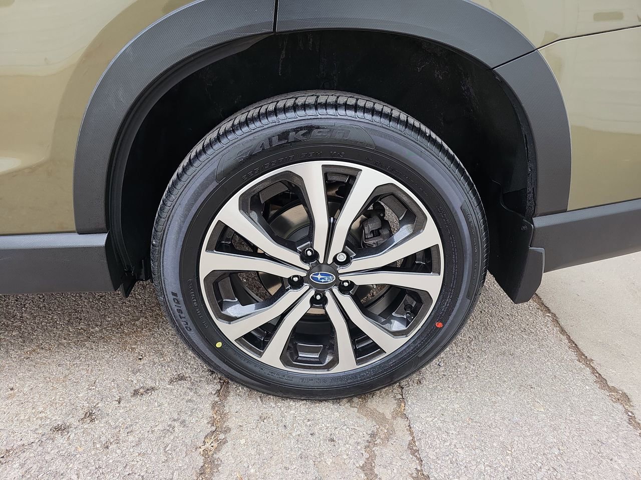 Certified 2023 Subaru Forester Limited image 42