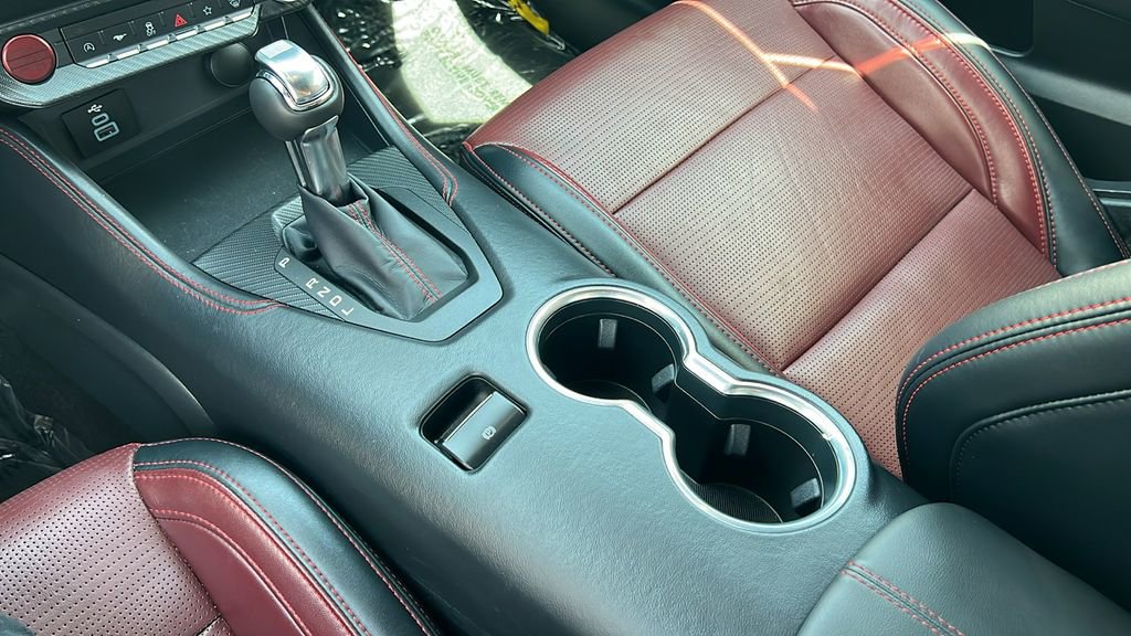 Certified 2025 Ford Mustang Premium image 16