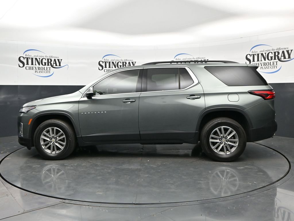 Used 2023 Chevrolet Traverse LT FWD image 4