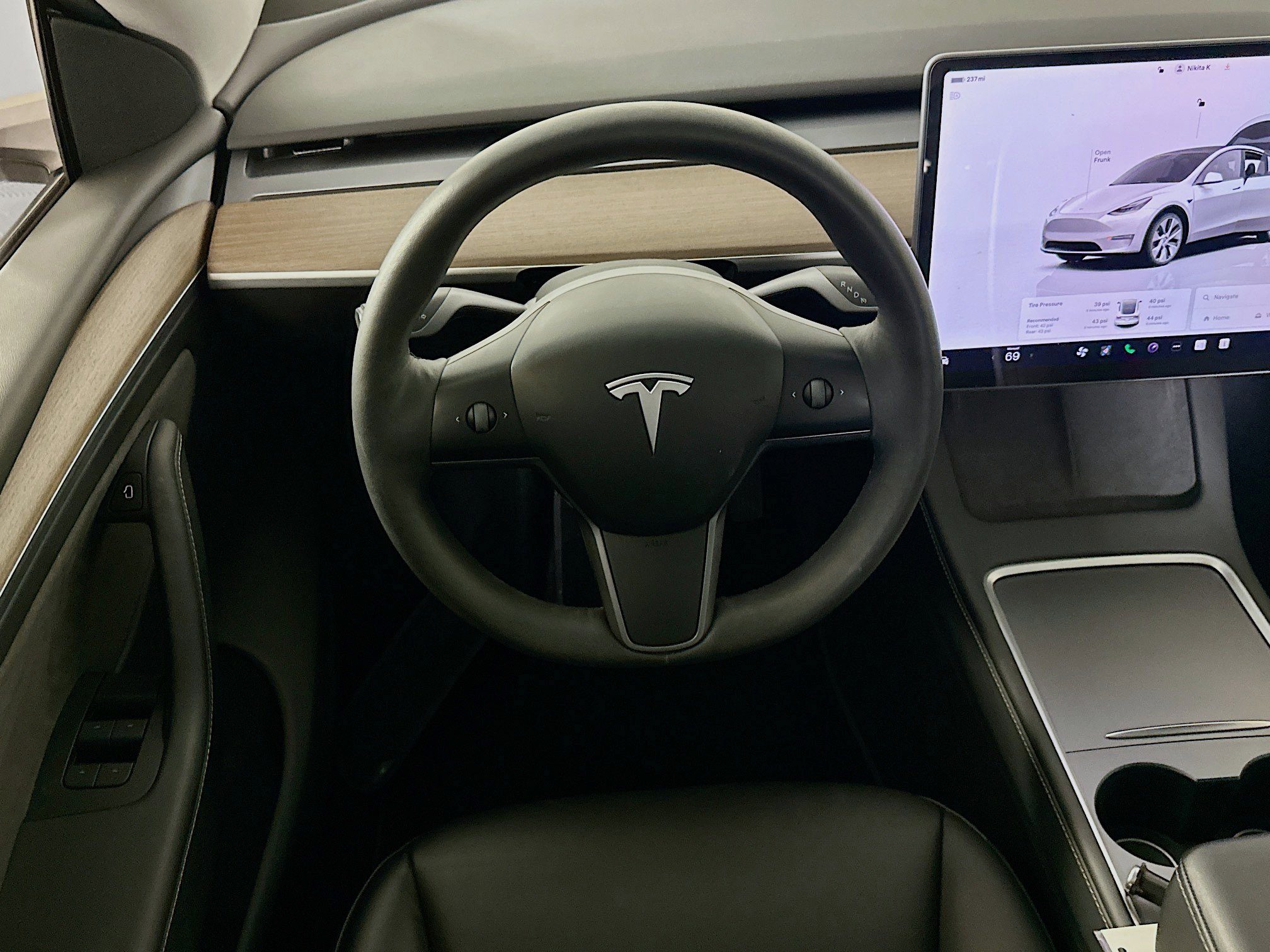 Used 2023 Tesla Model Y Long Range AWD/4WD image 16