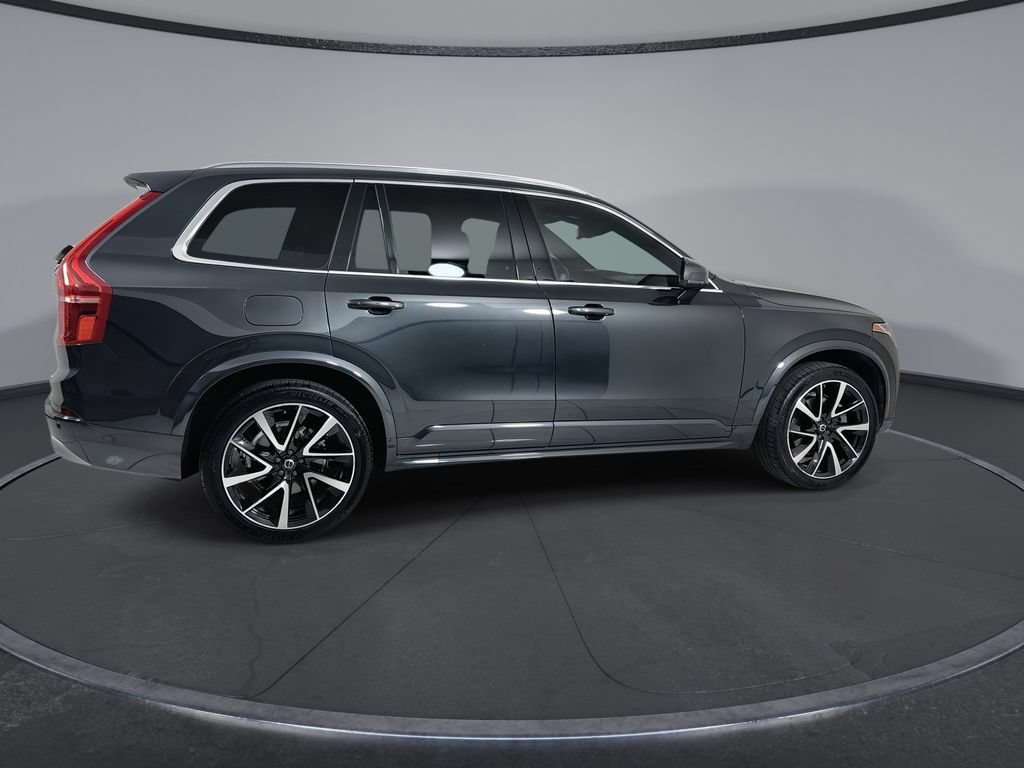 Used 2022 Volvo XC90 T6 Momentum w/ Protection Package Premier AWD/4WD image 9