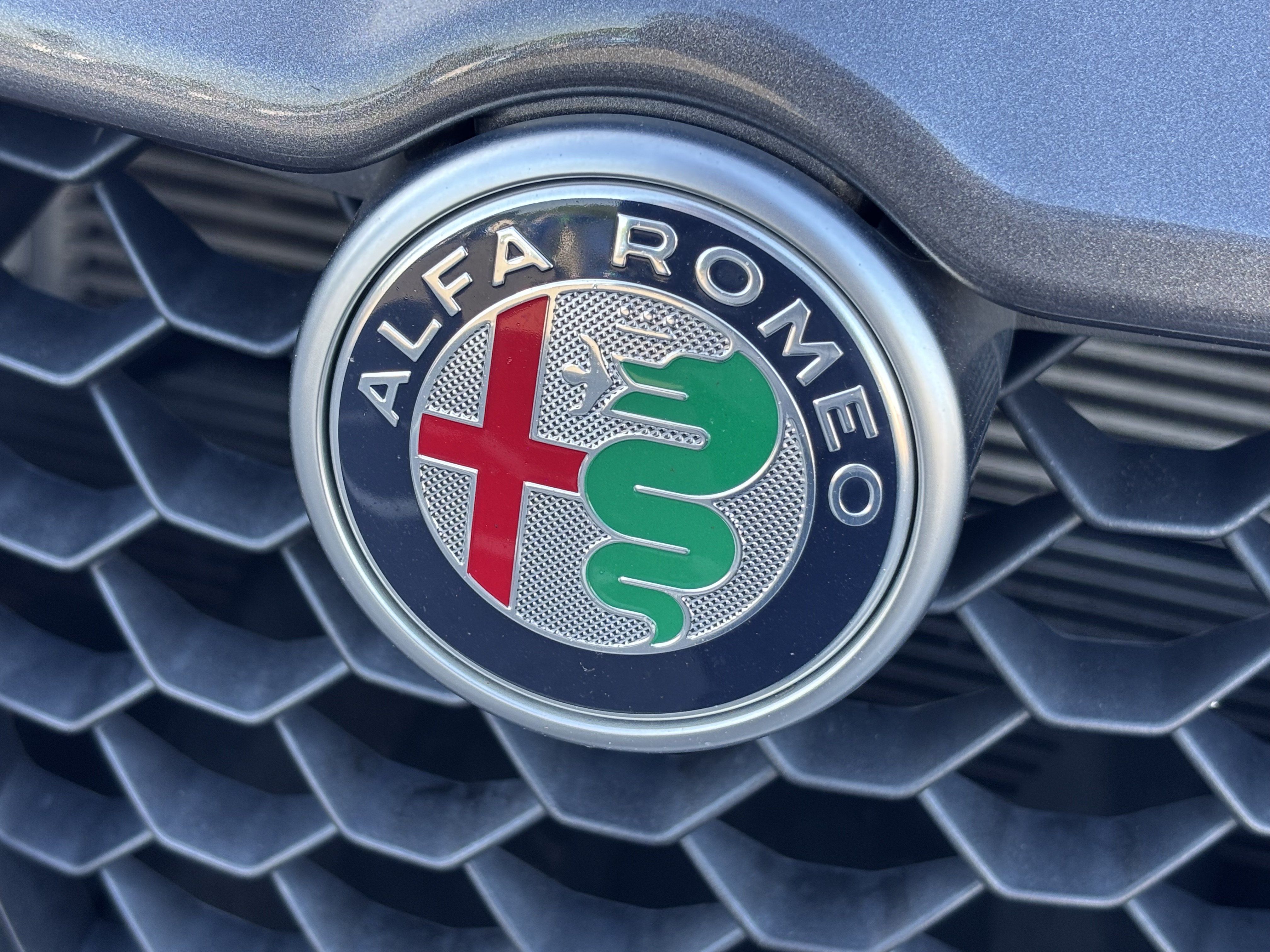 Certified 2023 Alfa Romeo Stelvio Veloce AWD/4WD image 12