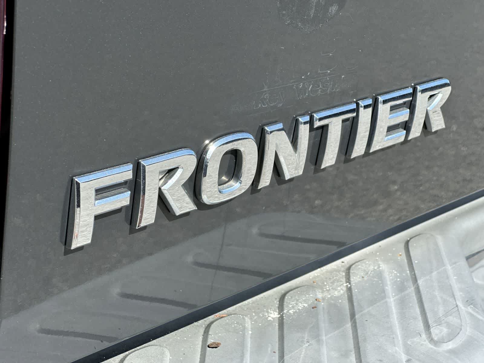Used 2011 Nissan Frontier SV w/ SV Premium Utility Pkg RWD image 11