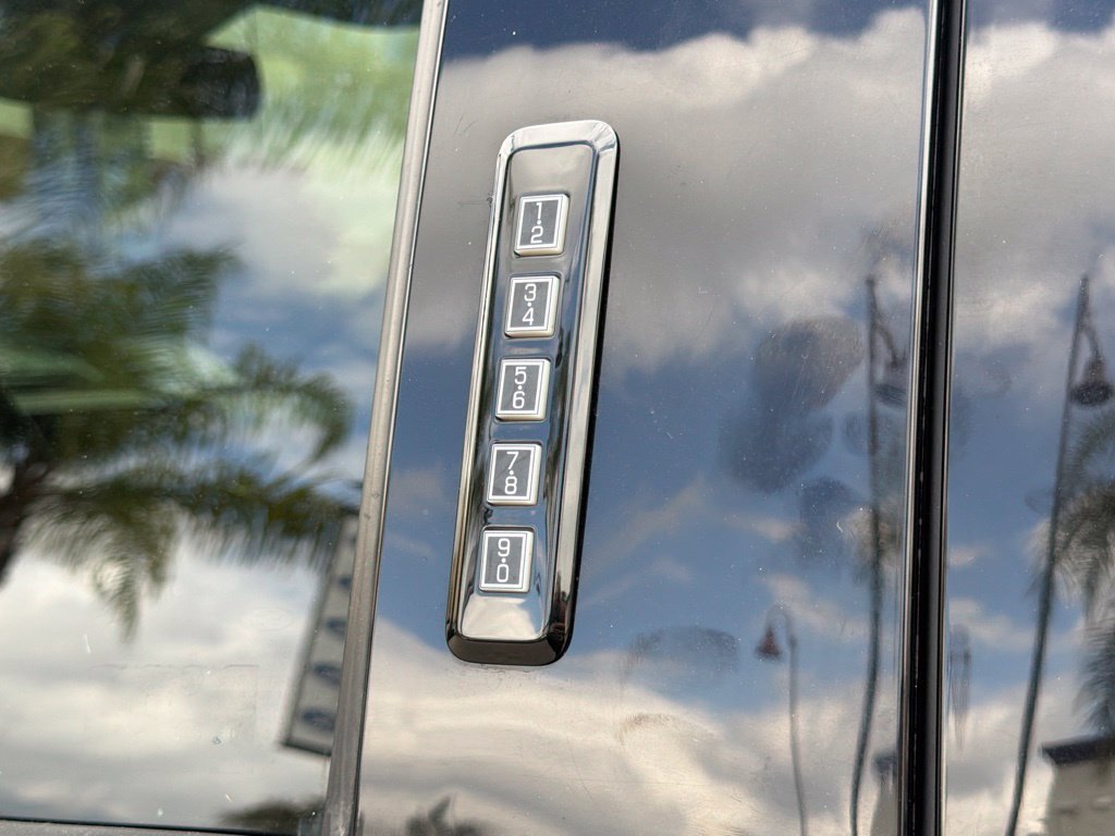 Used 2017 Ford F150 Lariat AWD/4WD image 20
