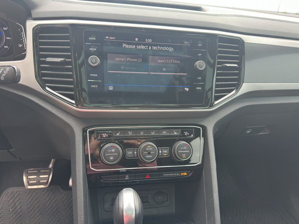 Used 2022 Volkswagen Atlas Cross Sport SEL R-Line AWD/4WD image 18