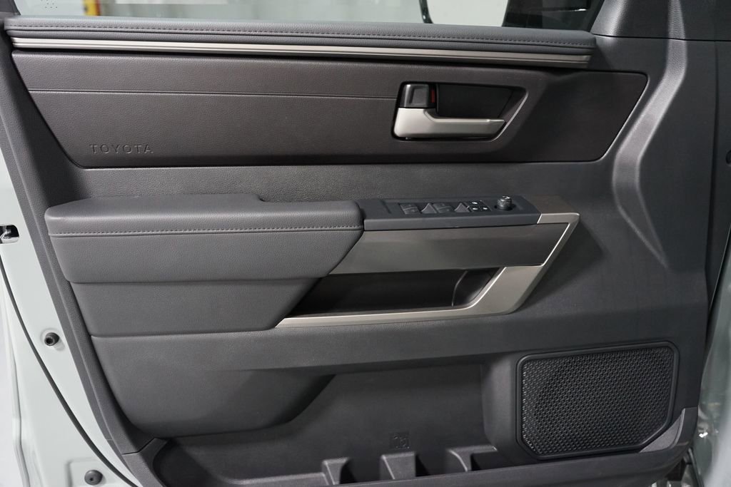 New 2026 Toyota Tundra SR5 AWD/4WD image 31