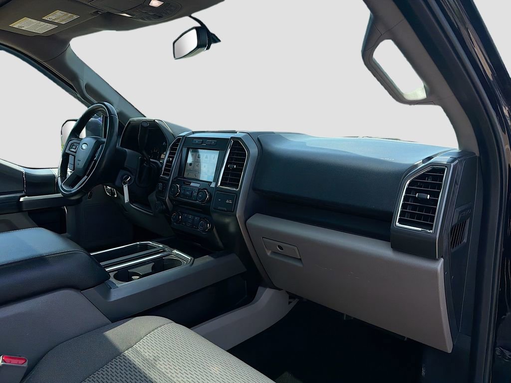 Used 2016 Ford F150 XLT w/ Equipment Group 302A Luxury AWD/4WD image 31