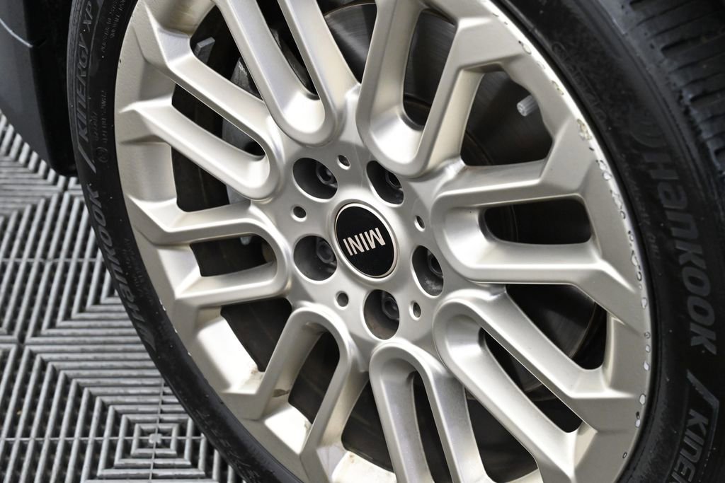 Certified 2025 MINI Cooper S image 31