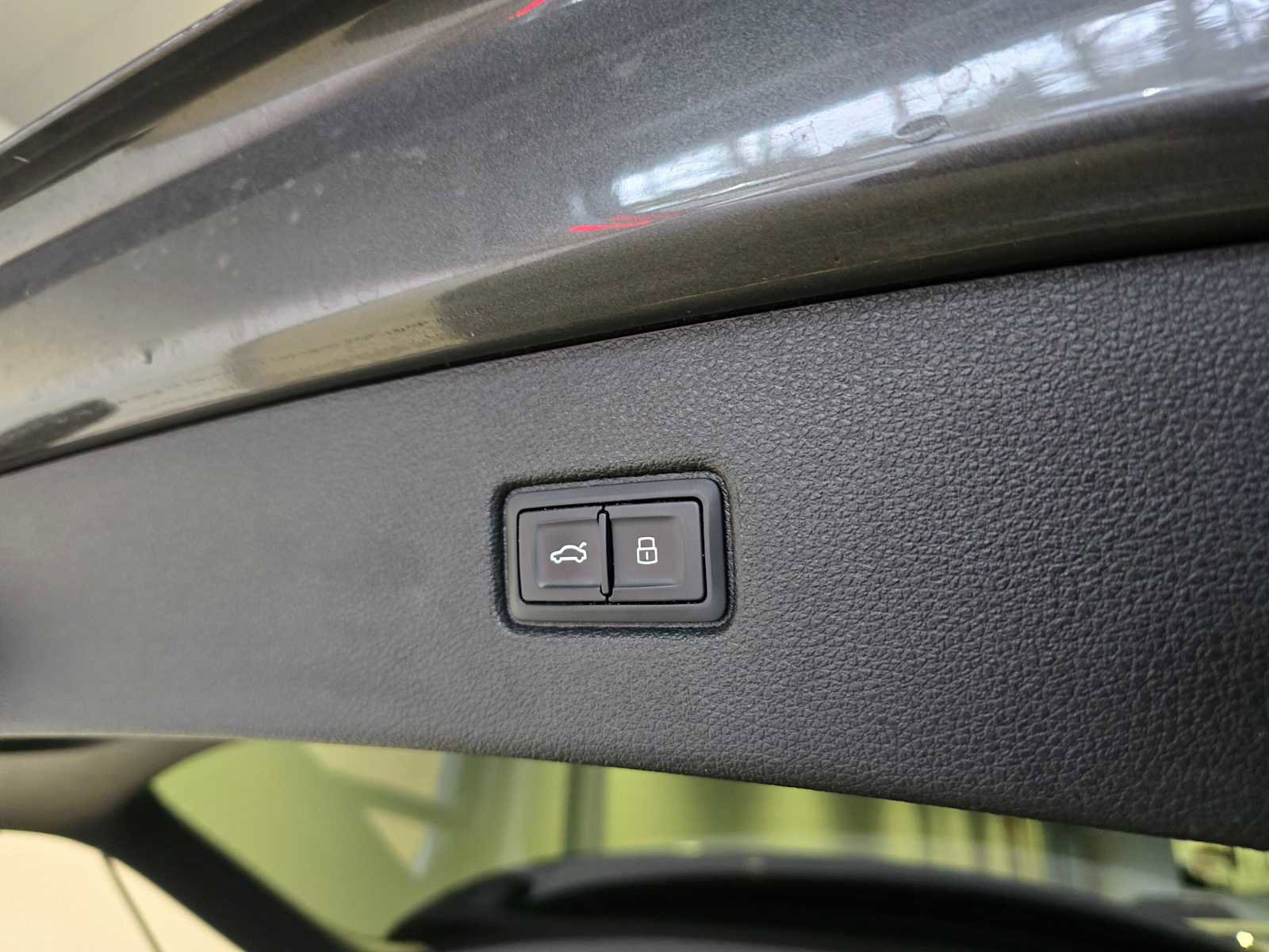 Used 2018 Audi Q7 3.0T Premium Plus image 21