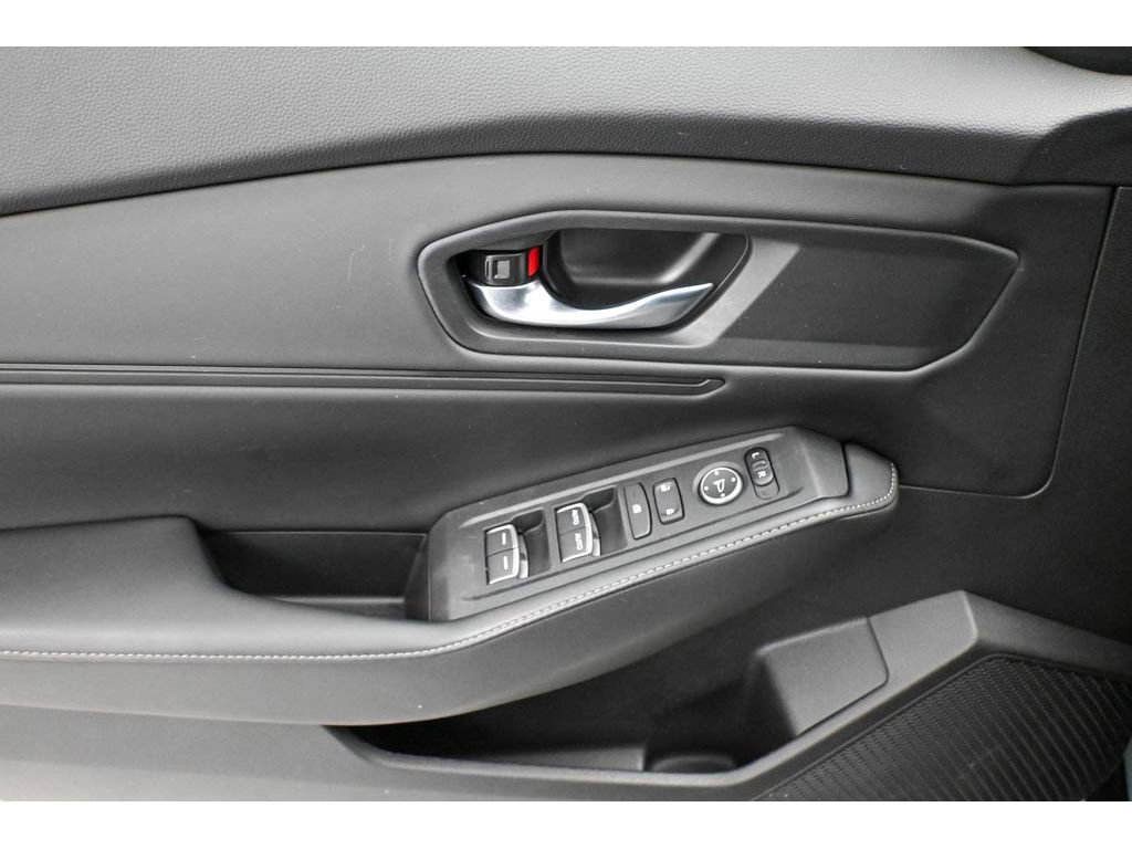 Used 2024 Honda Accord Sport image 8