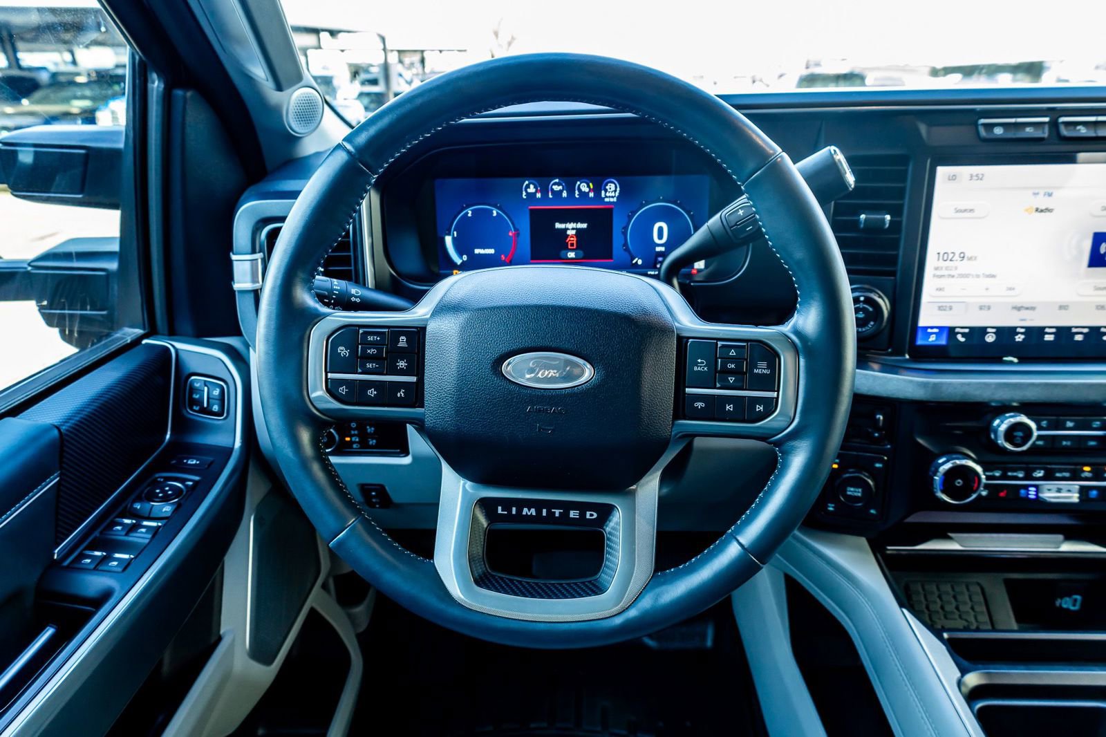 Used 2024 Ford F250 Limited w/ FX4 Off-Road Package image 17