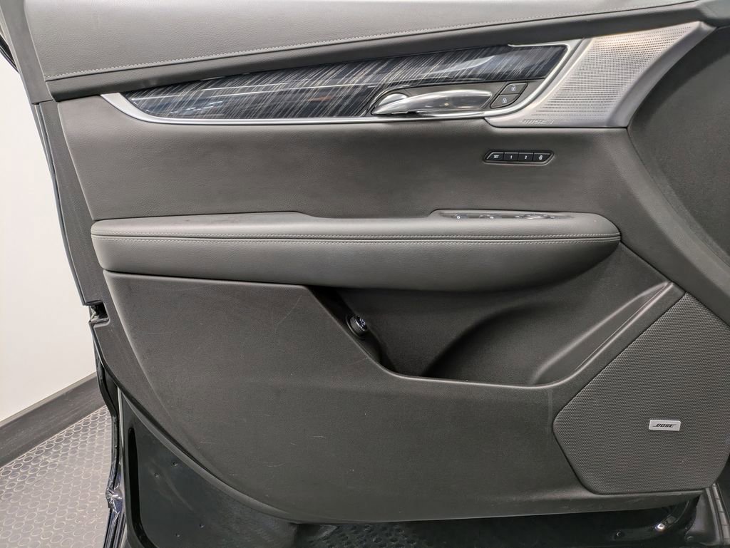 Used 2024 Cadillac XT6 Premium Luxury w/ LPO, Floor Liner Package image 8
