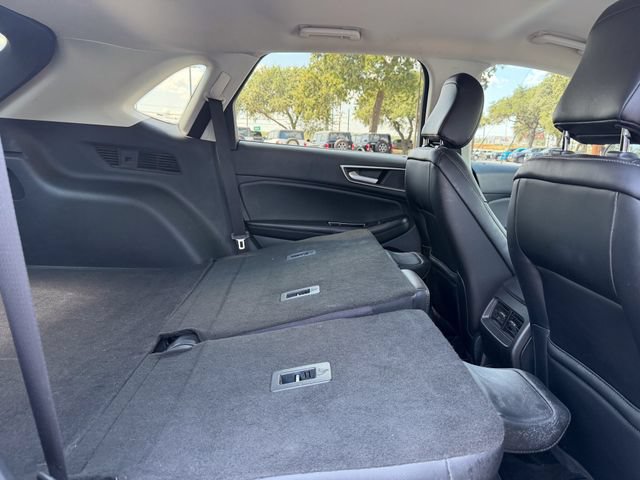 Used 2020 Ford Edge SEL w/ Convenience Package FWD image 18