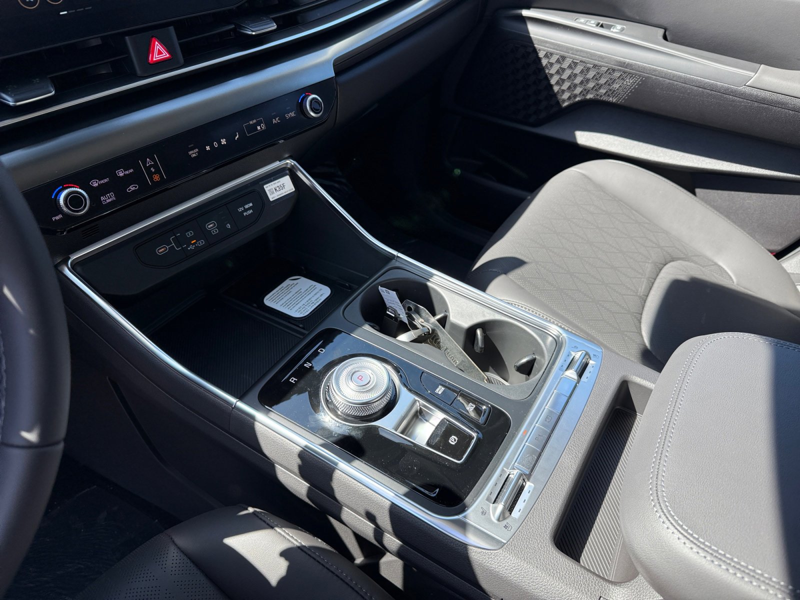 New 2026 Kia Carnival SX image 13