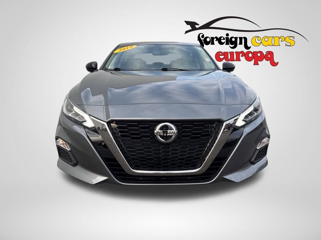 Used 2019 Nissan Altima 2.5 SR image 2