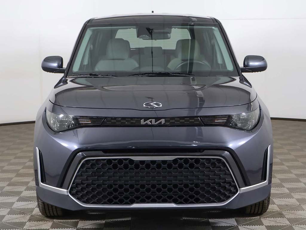 Used 2025 Kia Soul LX w/ LX Technology Package image 10
