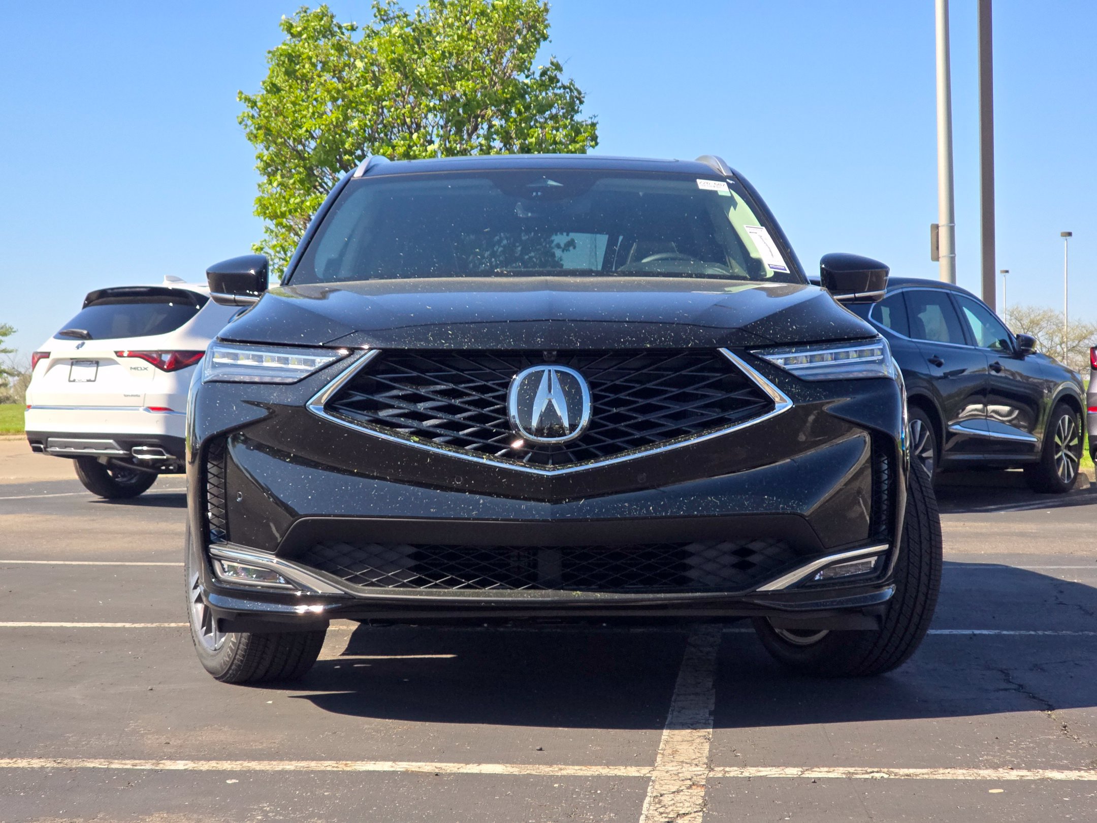 New 2026 Acura MDX w/ Advance Package AWD/4WD image 2