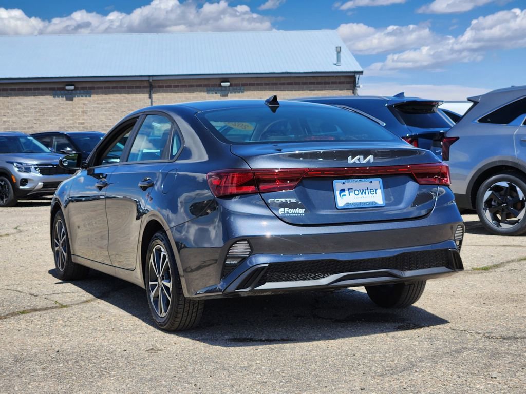 Certified 2024 Kia Forte LXS FWD image 3