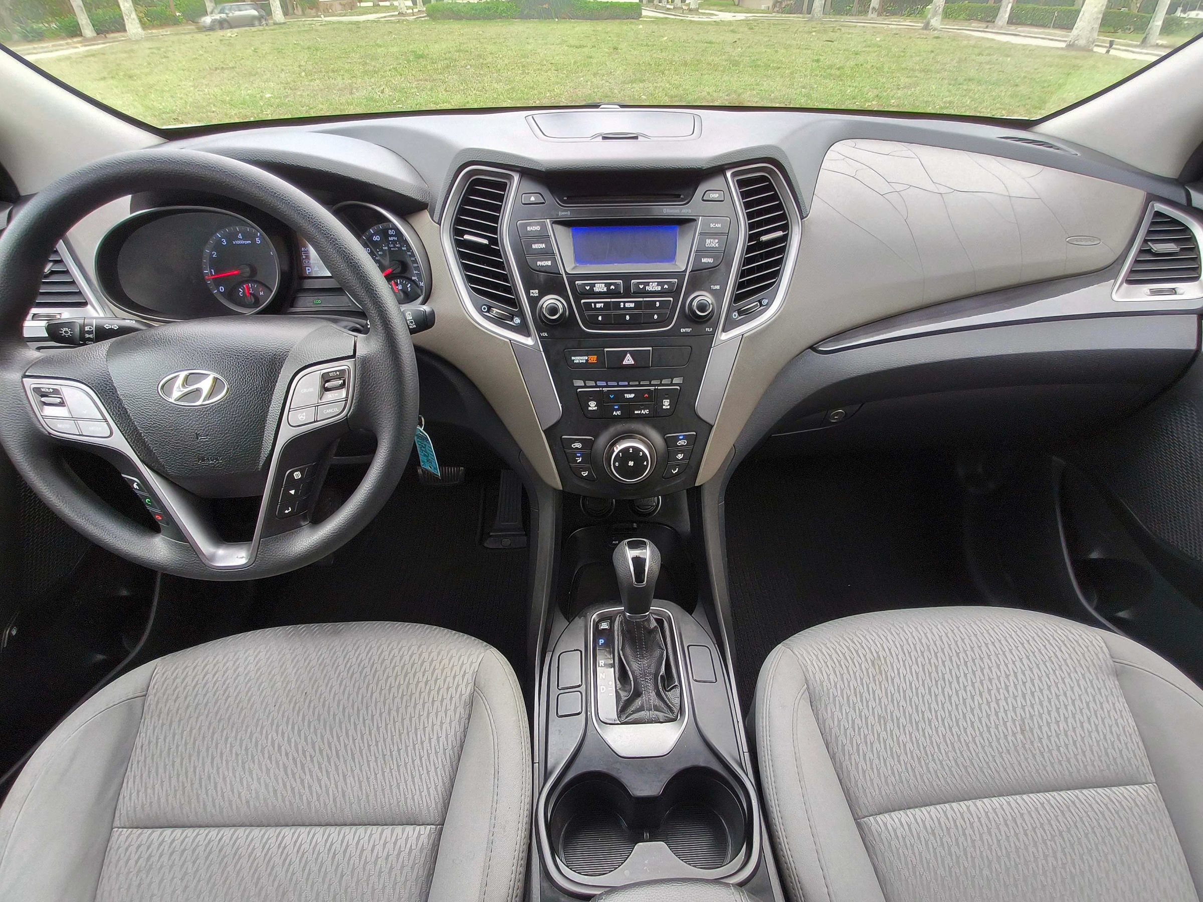 Used 2013 Hyundai Santa Fe Sport FWD image 9