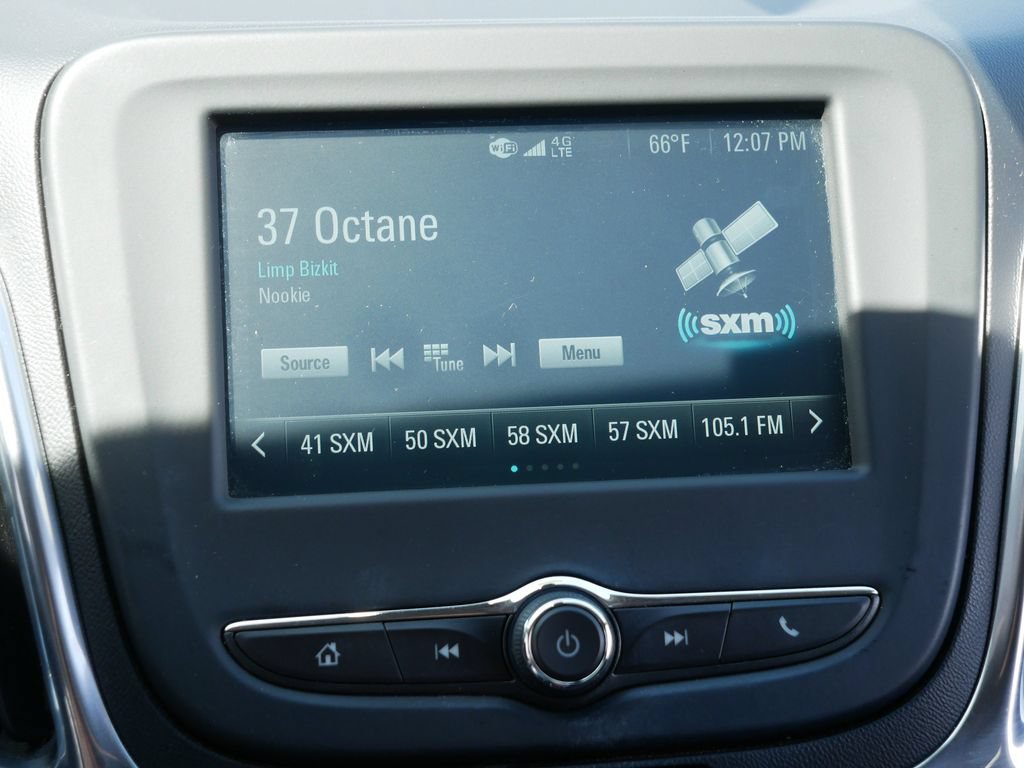 Used 2018 Chevrolet Equinox LT FWD image 21