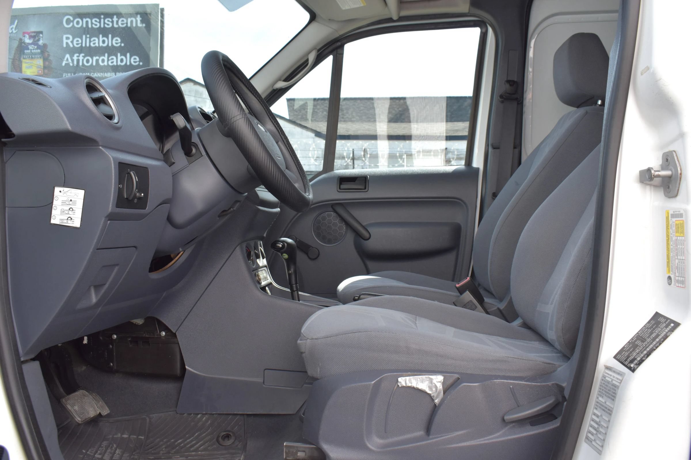 Used 2011 Ford Transit Connect XL FWD image 39