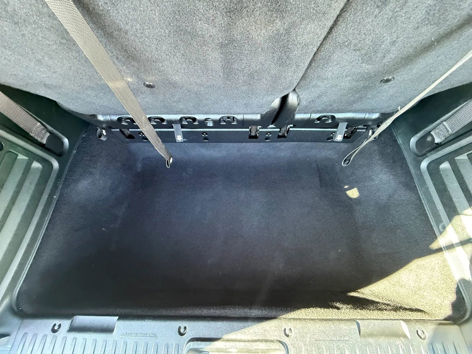 Used 2015 Dodge Grand Caravan SXT FWD image 12