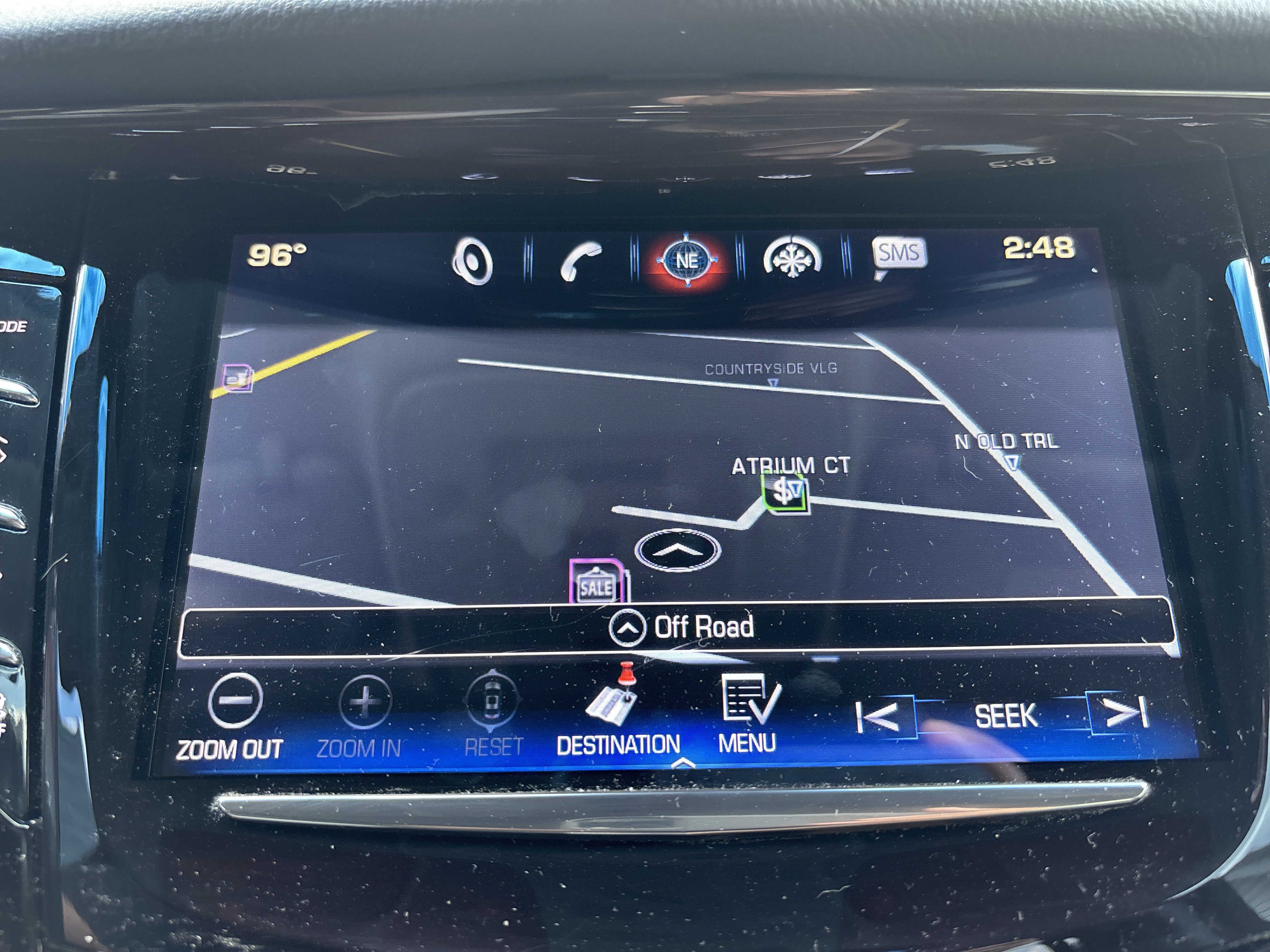 Used 2019 Cadillac Escalade ESV Luxury w/ Escalade Sport Edition AWD/4WD image 28