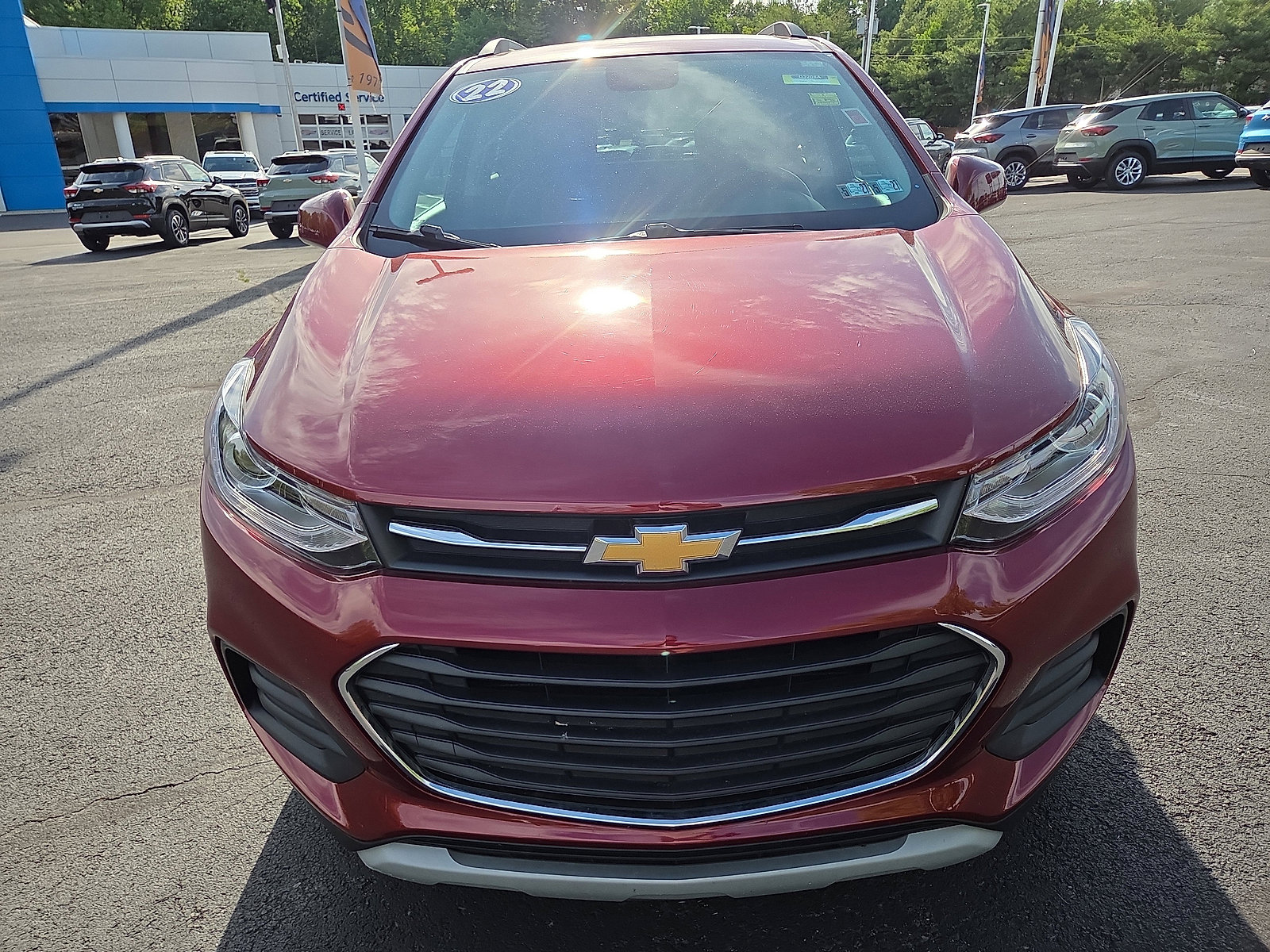 Used 2022 Chevrolet Trax LT w/ Premium Seat Package AWD/4WD image 8