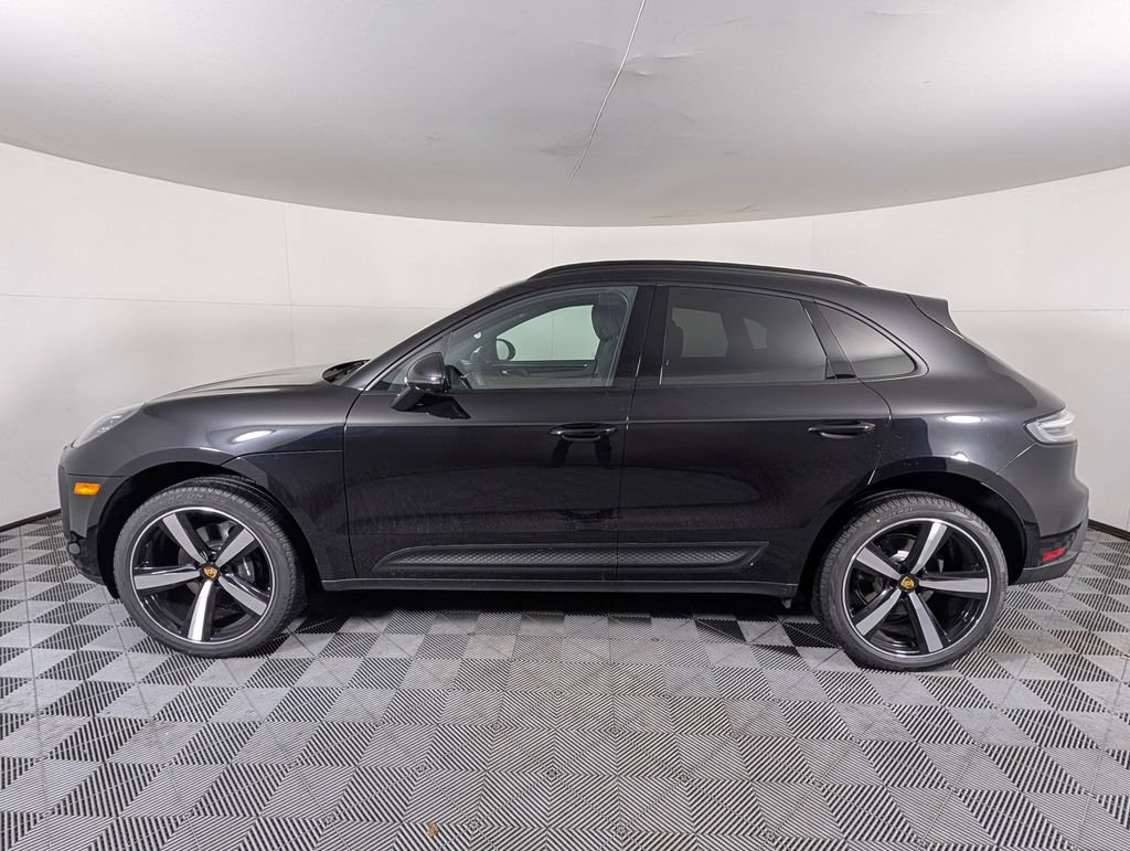 New 2026 Porsche Macan AWD/4WD image 2