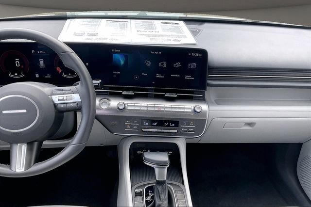 Used 2025 Hyundai Kona SEL AWD/4WD image 6