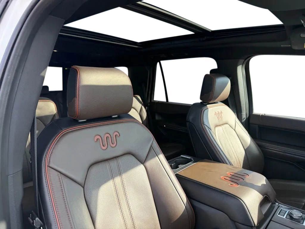 Used 2021 Ford Expedition King Ranch AWD/4WD image 30
