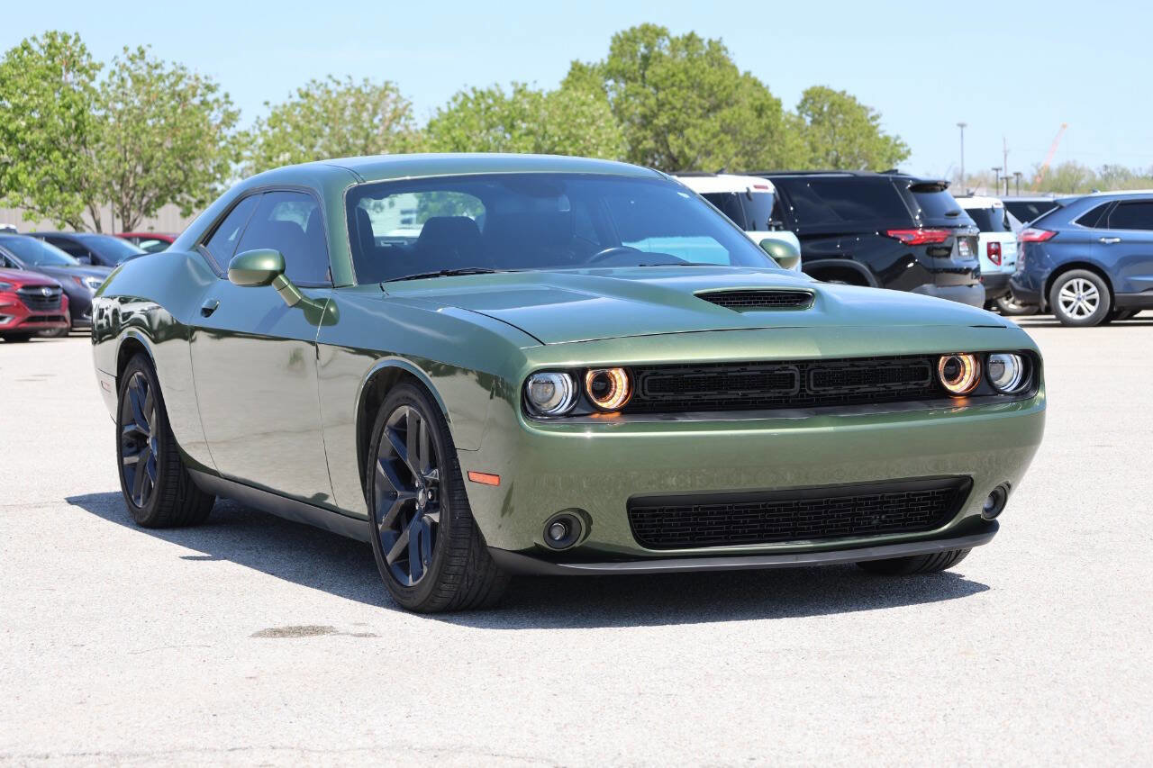 Used 2021 Dodge Challenger GT w/ Blacktop Package RWD image 4