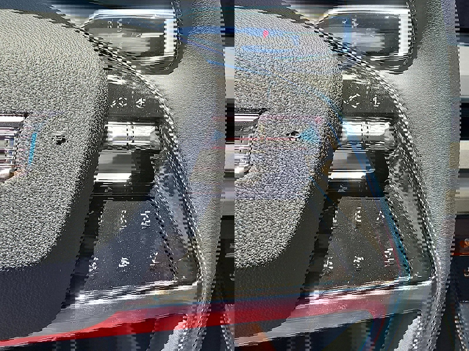 New 2026 Cadillac Vistiq Sport w/ LPO, Floor Liner Package image 16