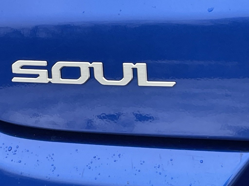 Certified 2023 Kia Soul GT-Line image 18